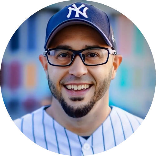 Eddie Cortés headshot